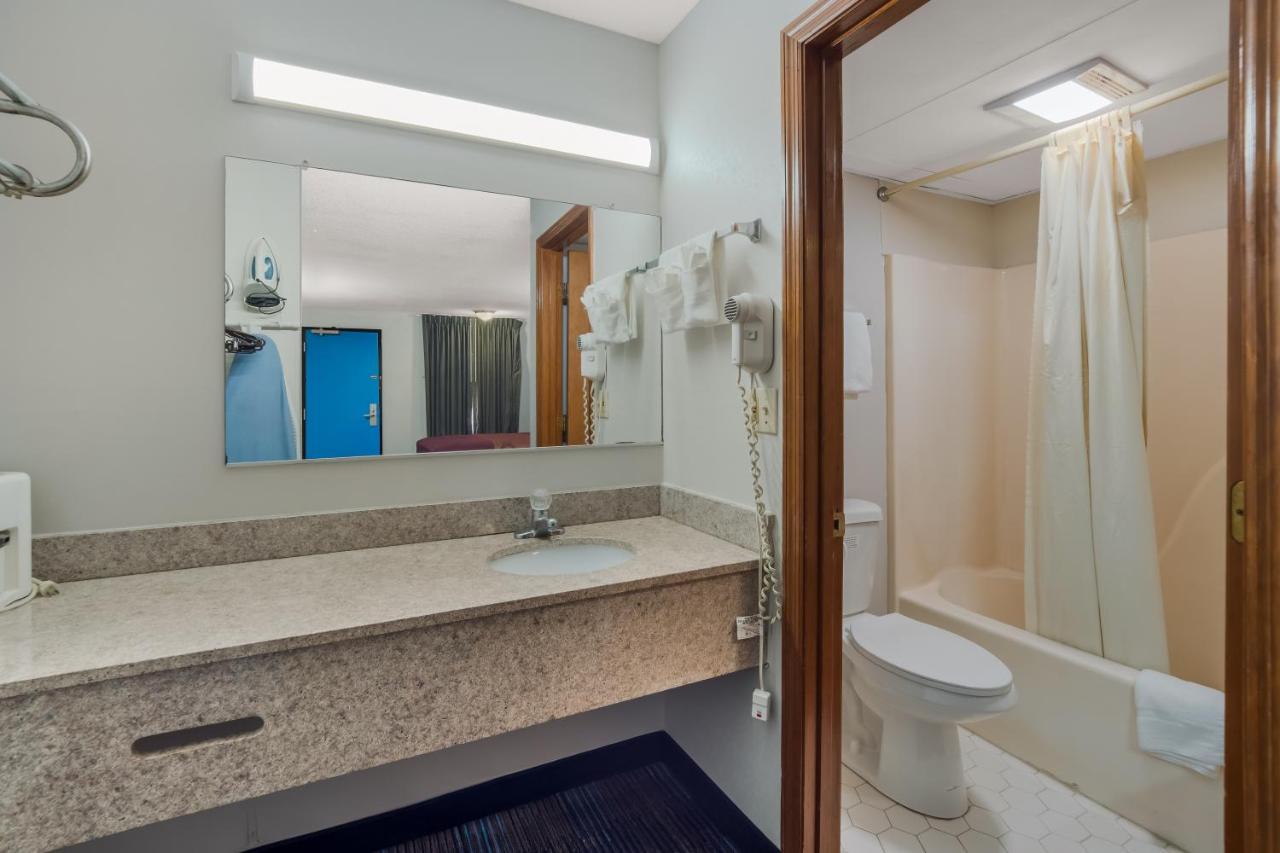 Rodeway Inn Augusta West - Fort Eisenhower Екстер'єр фото