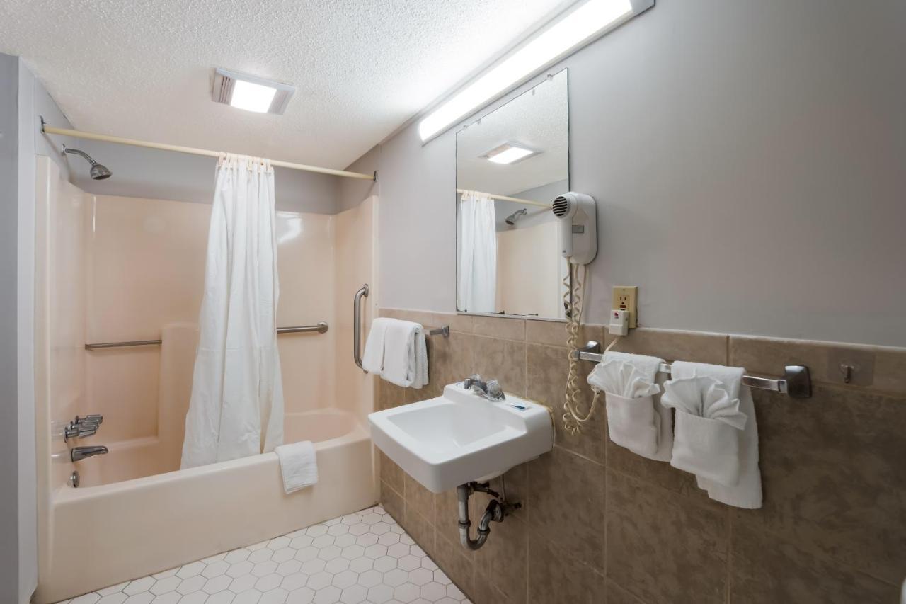 Rodeway Inn Augusta West - Fort Eisenhower Екстер'єр фото