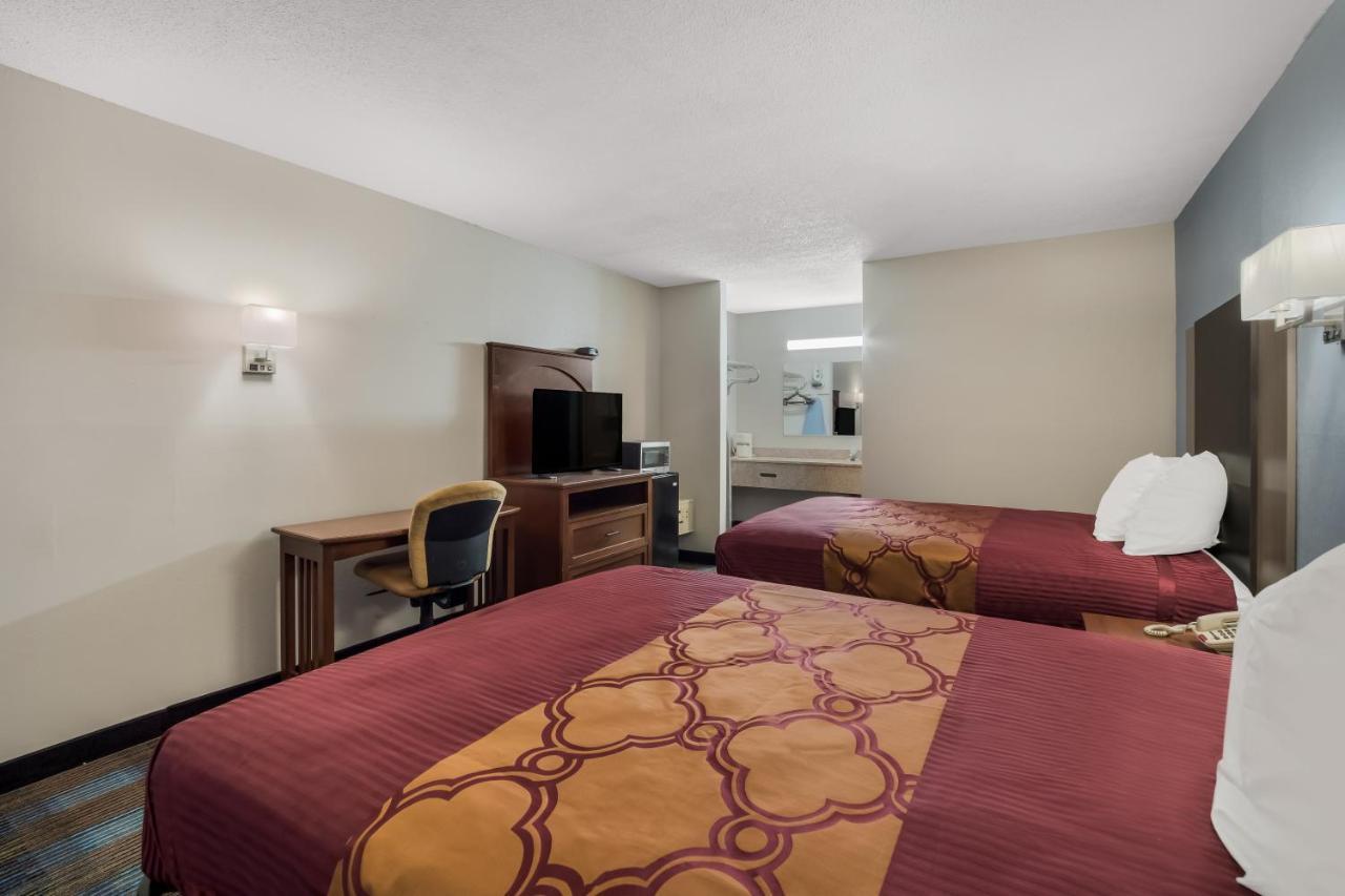 Rodeway Inn Augusta West - Fort Eisenhower Екстер'єр фото